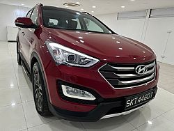 Hyundai SANTA FE 2.4L GDI Sunroof 4WD Red 2015